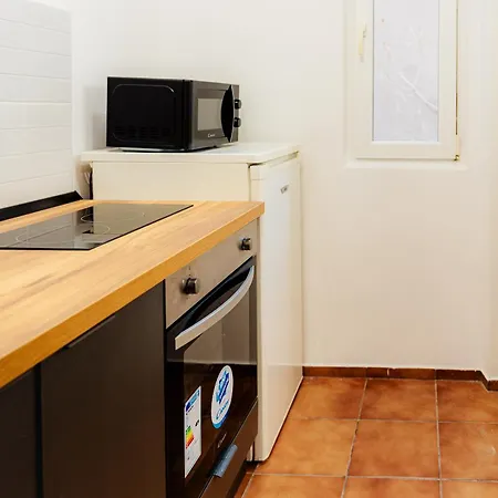 Central Modern Apartment - Victory Square Near Government Building Bucarest Esterno foto